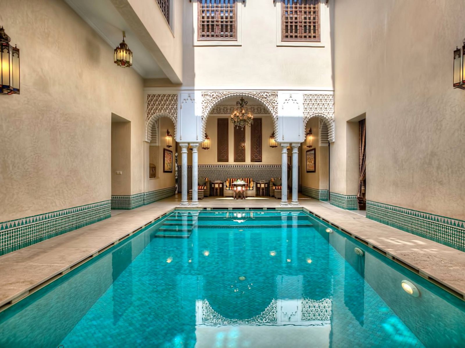 Rondreis Marokko, Marrakech, Riad Kniza, zwembad