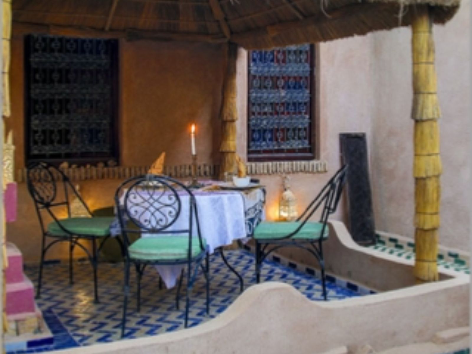 Rondreis Marokko, Merzouga, Kasbah Mohayut, zitgedeelte