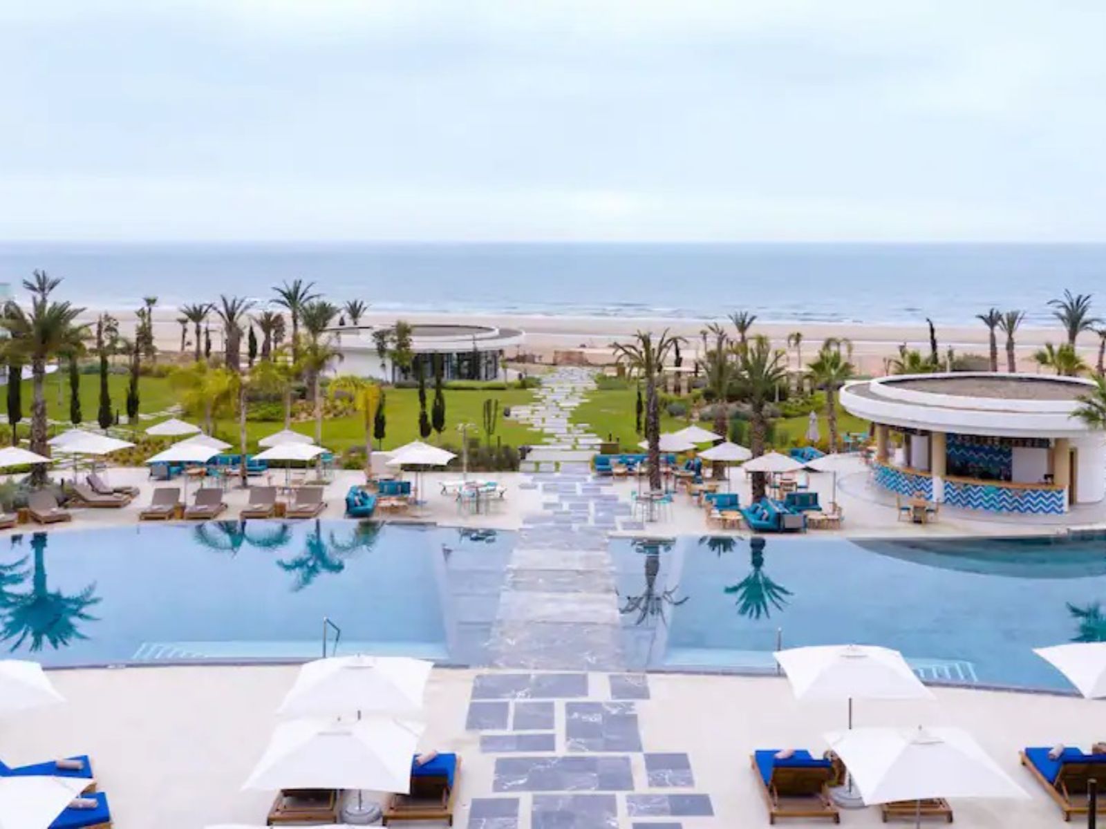 Rondreis Marokko, Taghazout, Hyatt Regency, hotel zwembad luchtfoto