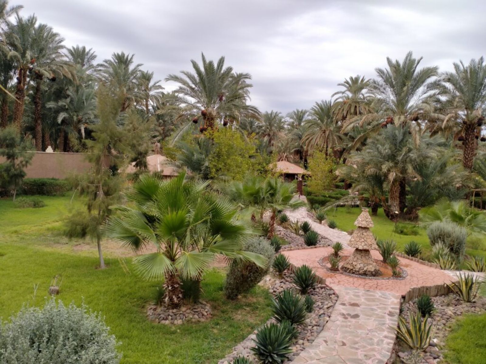 Rondreis Marokko, Zagora, Riad Lamane, African Lodges, looppad richting eco tenten