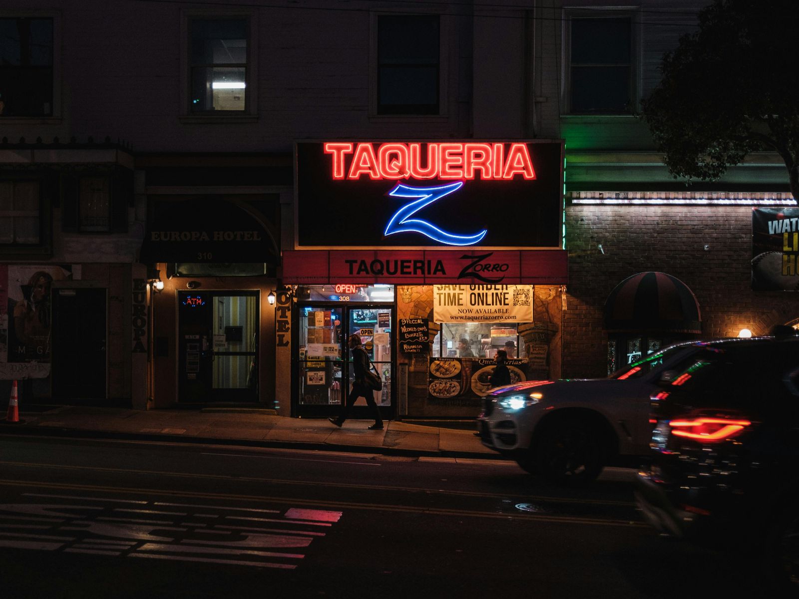 Rondreis Mexico, Mexico-stad, Excursie Taco avontuur door nachtelijk Mexico-Stad, taqueria bord in de avond