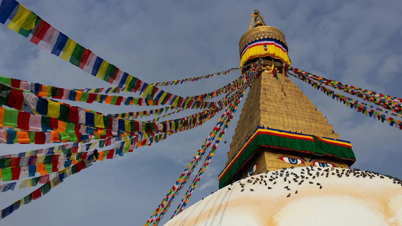 Rondreis Nepal, Kathmandu, Boudhanath Stupa in Kathmandu close up