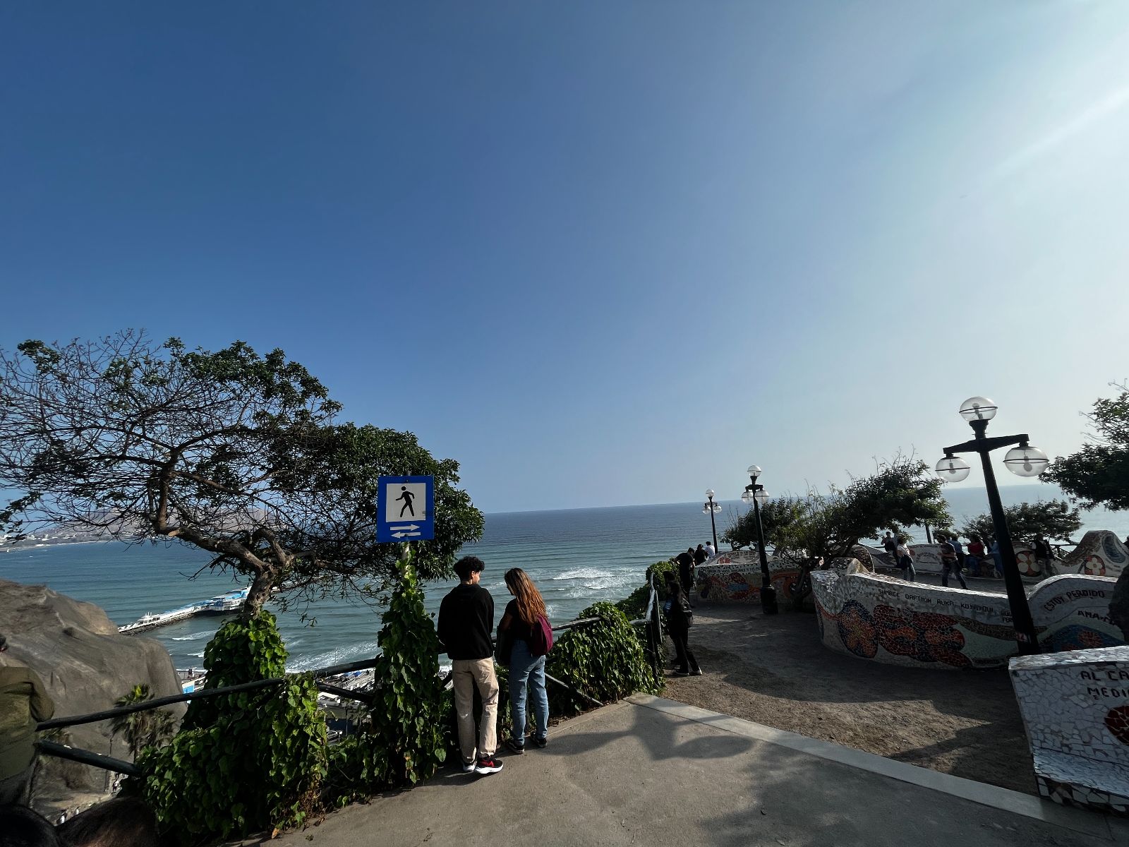 Rondreis Peru, Lima, fietstour langs de kust, uitkijkpunt aan de kust