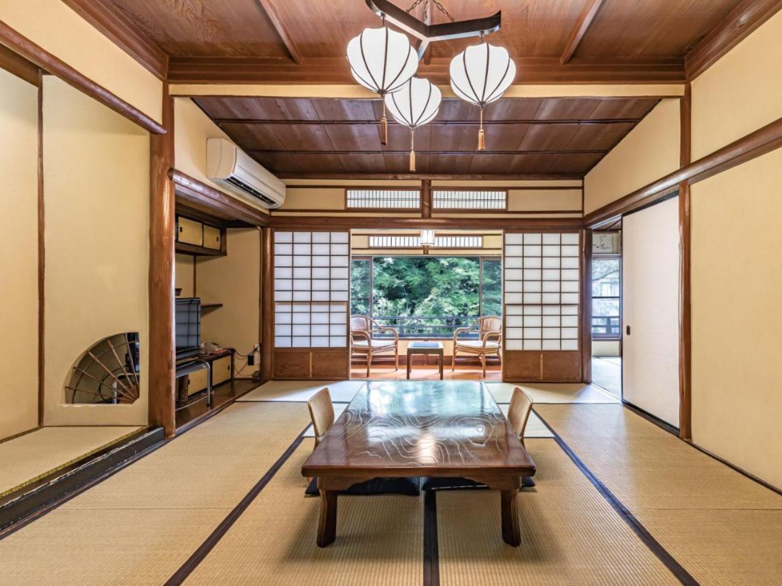 Rondreis Japan, Ichinoyu Honkan, Japanse kamer