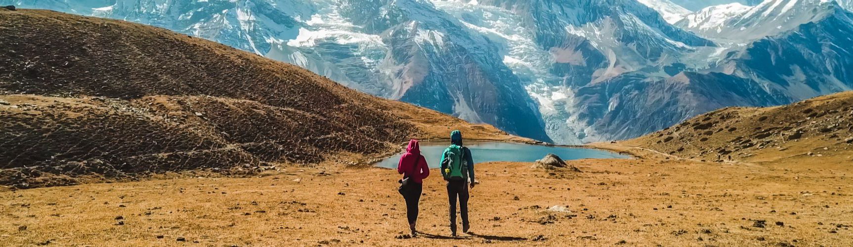 Rondreis Nepal, Annapurna Regio, Trekkers wandelen naar het ijsmeer