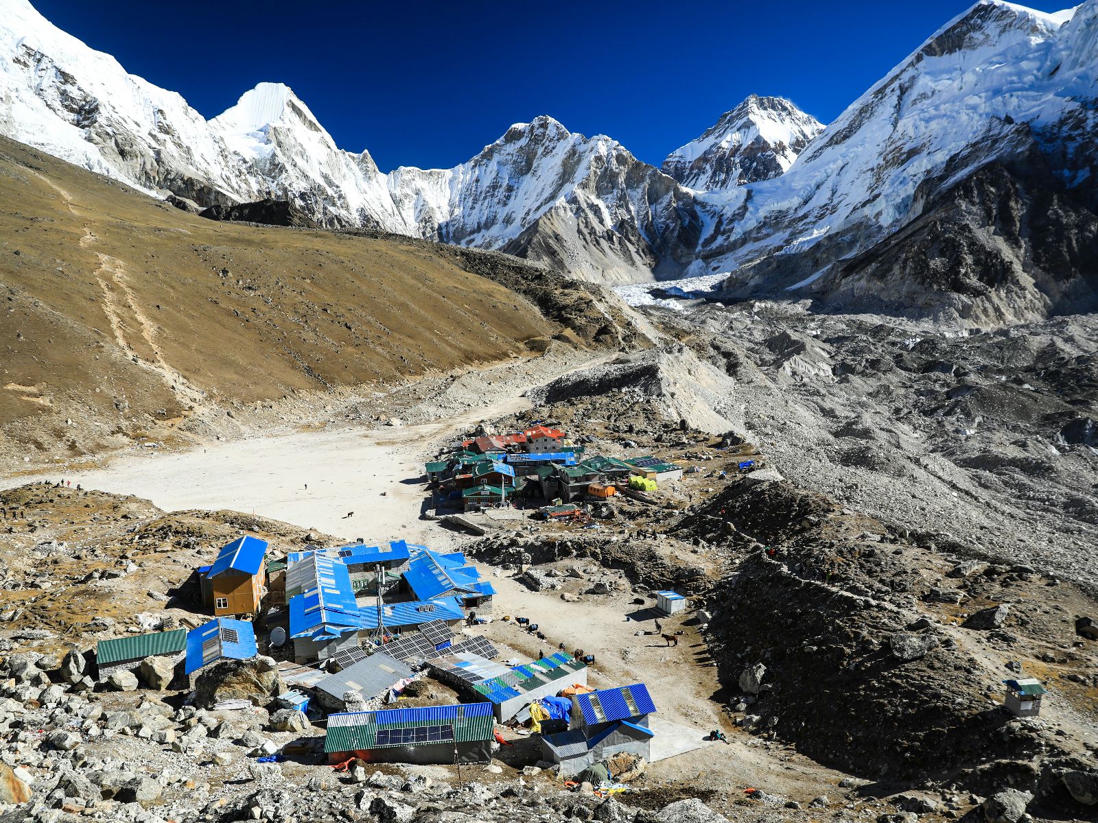 rondreis nepal, everest base camp trek, Gorakshep dorpje