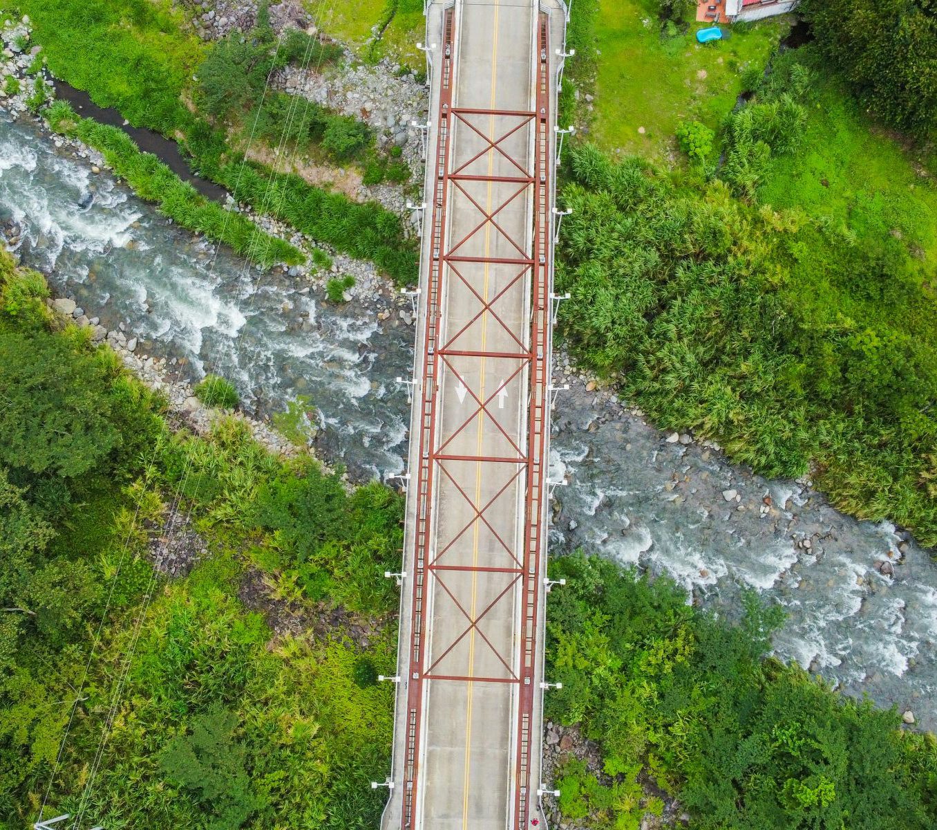 Rondreis Panama, Boquete, Wildwaterraften op de Rio Chiriqui Viejo, rivier van bovenaf