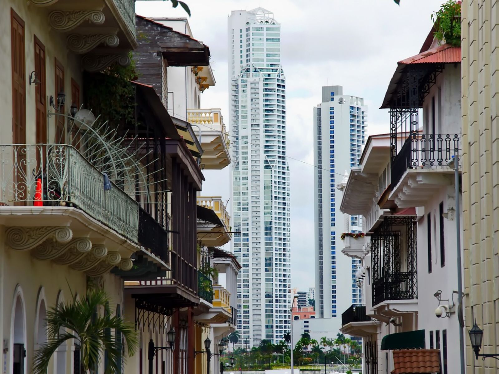 Rondreis Panama, Panama-Stad, excursie stadstour en Panamakanaal, oude stad en nieuwe gebouwen