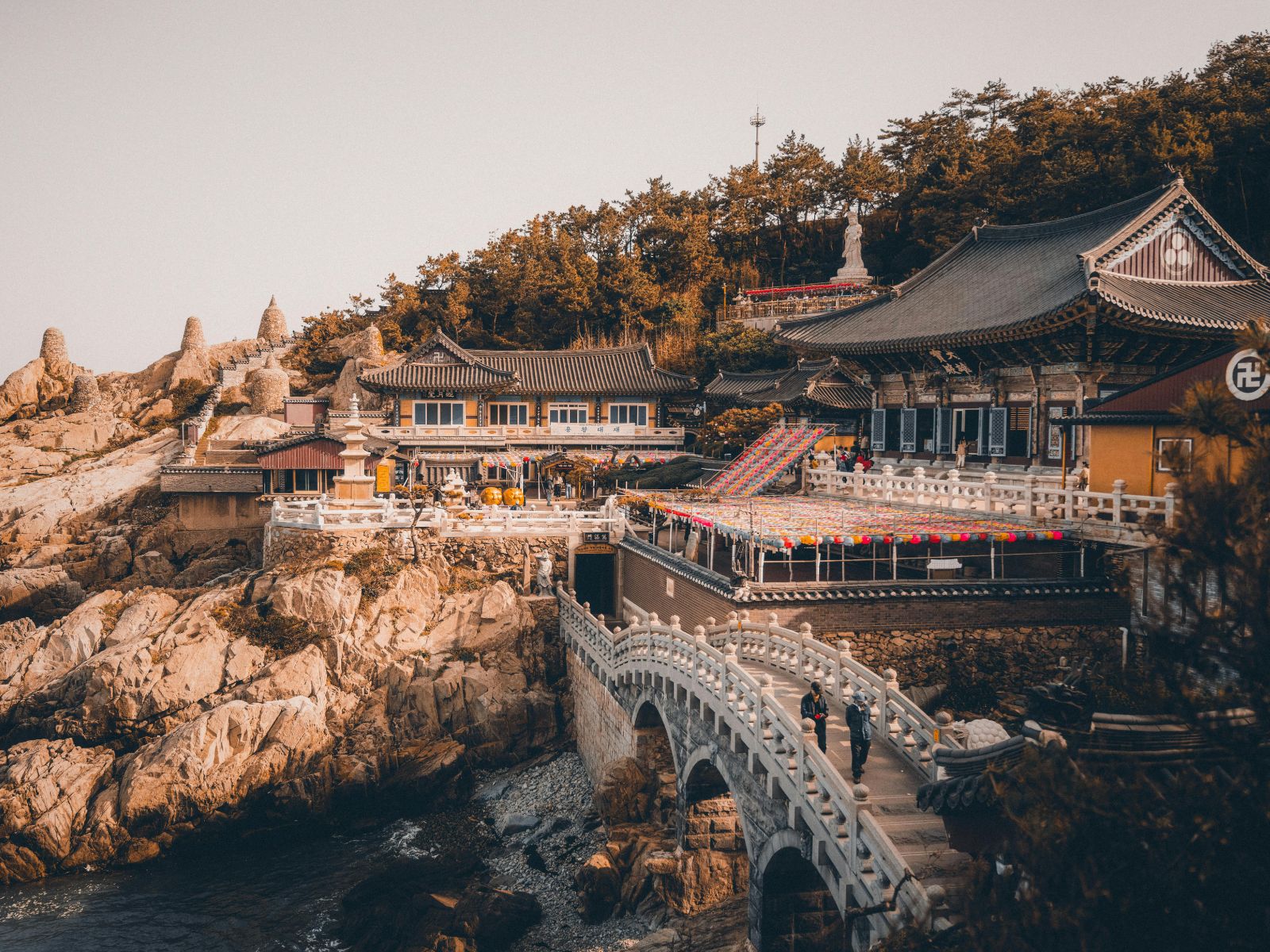 Rondreis Zuid-Korea, Busan, tempel aan zee
