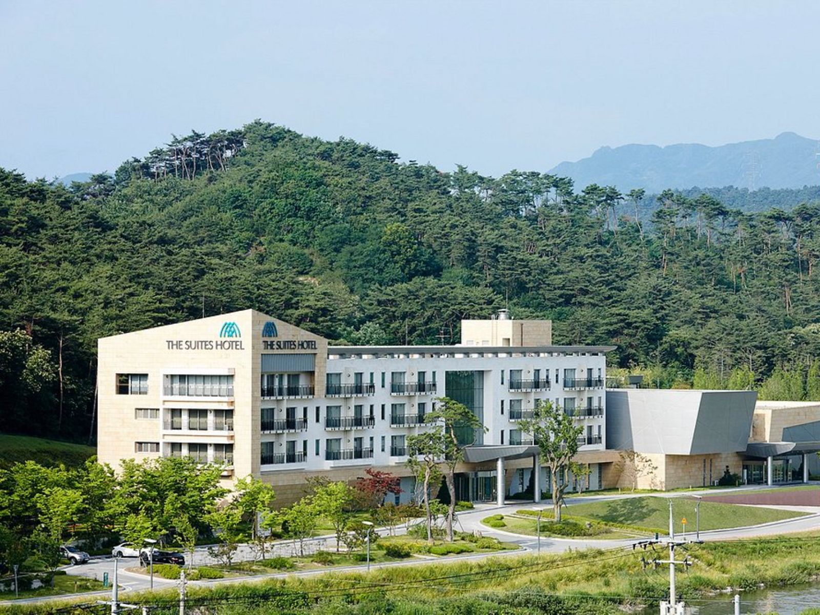 Rondreis Zuid-Korea, Namwon, The Suites Hotel, biutenaanzicht