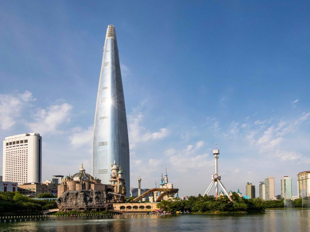 Rondreis Zuid-Korea, Seoul, Gebouwen aan het water