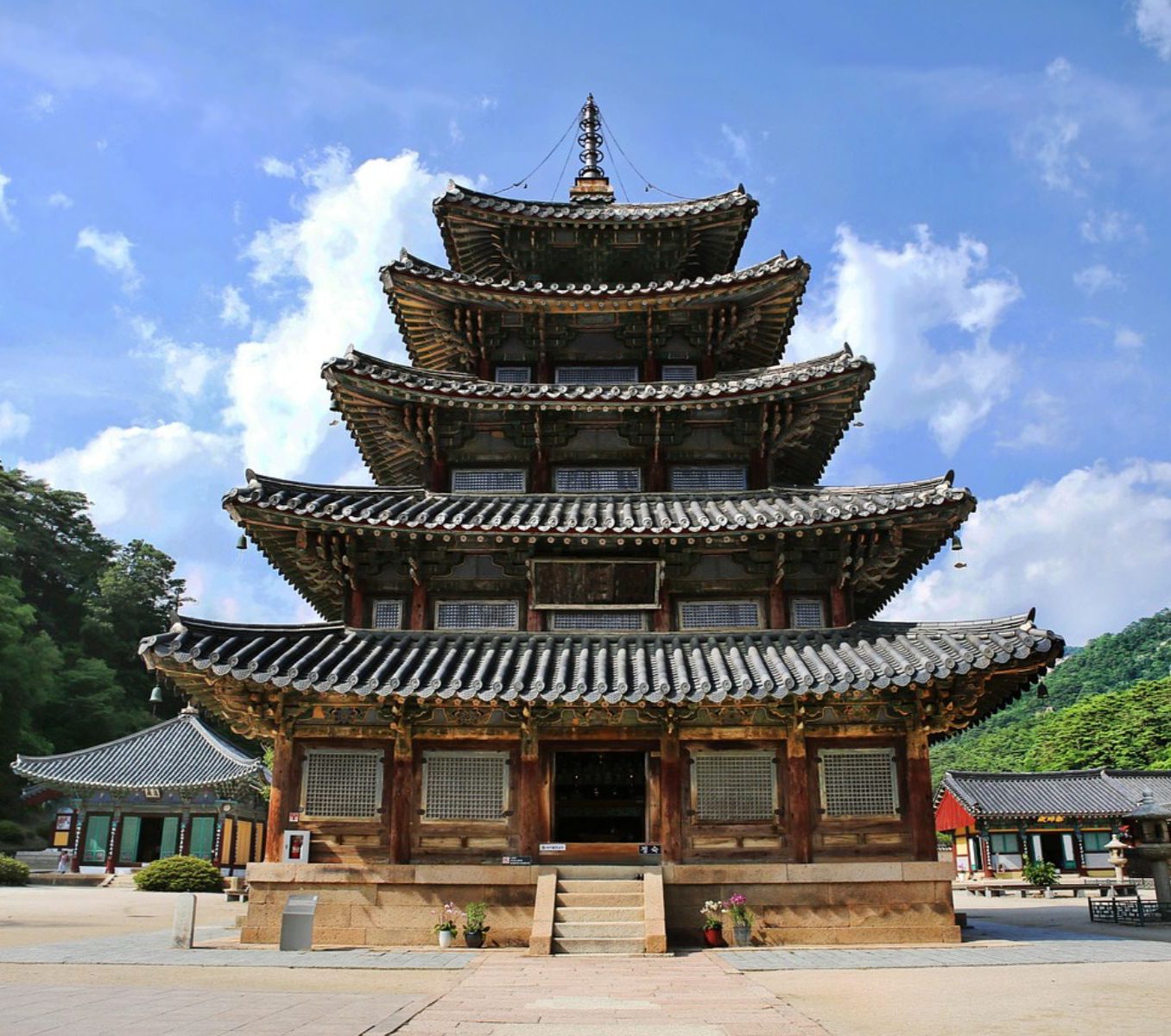 Rondreis Zuid-Korea, Songnisan National Park, Beopjusa tempel