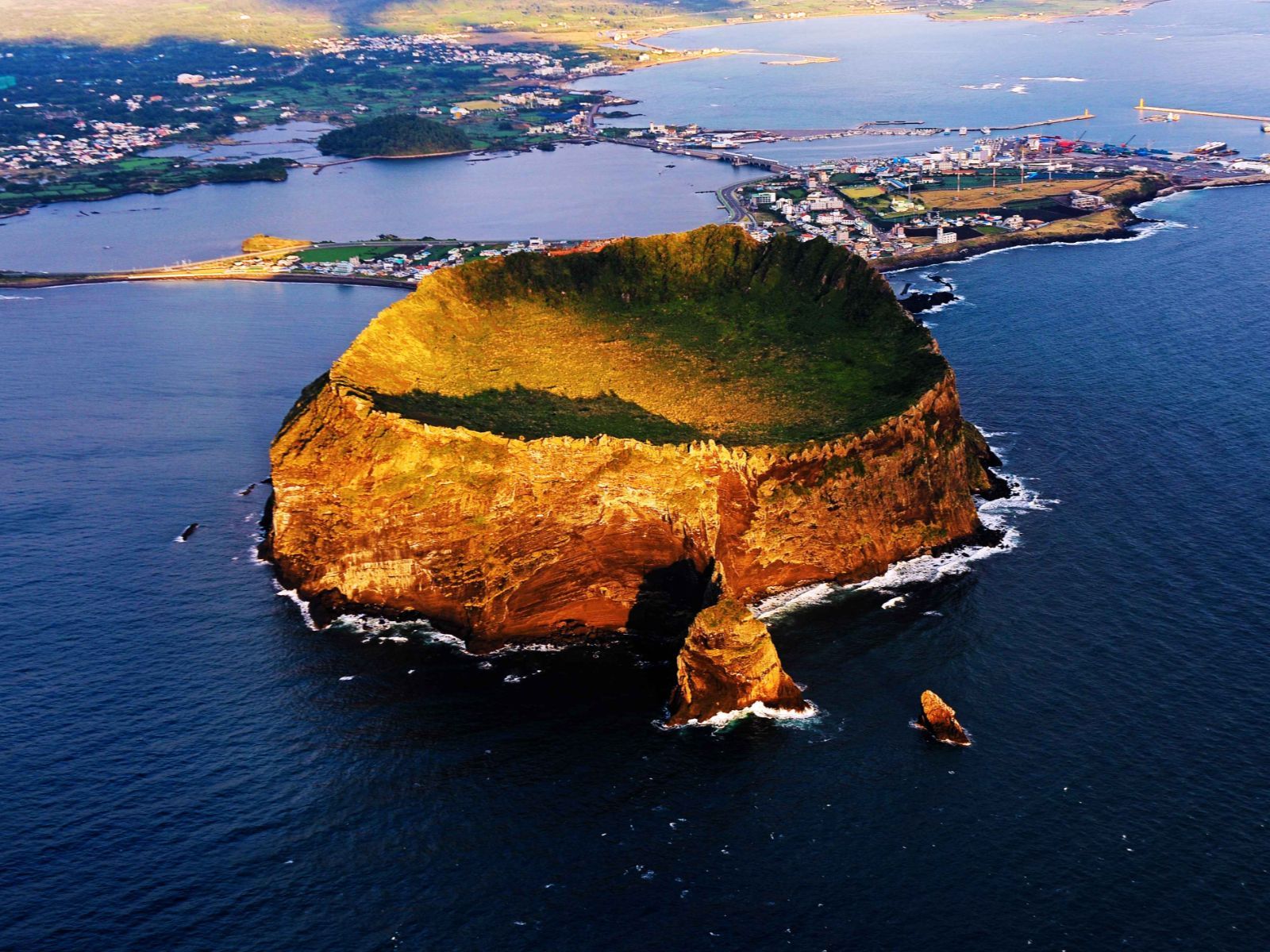 Rondreis Zuid-Korea, excursie Jeju Island oostkust, Seongsan Ilchulbong zonsopkomst