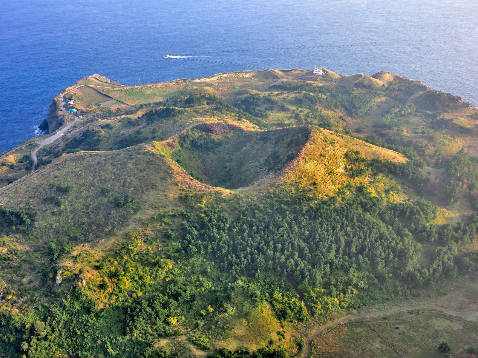 Rondreis Zuid-Korea, excursie Jeju Island westkust, Songaksan Mountain