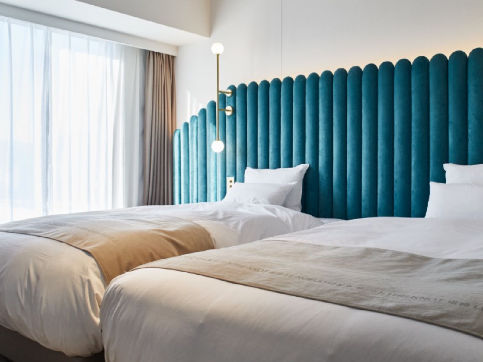 Rondreis Japan, Hiroshima, Hotel The Knot, standaard kamer met twee bedden
