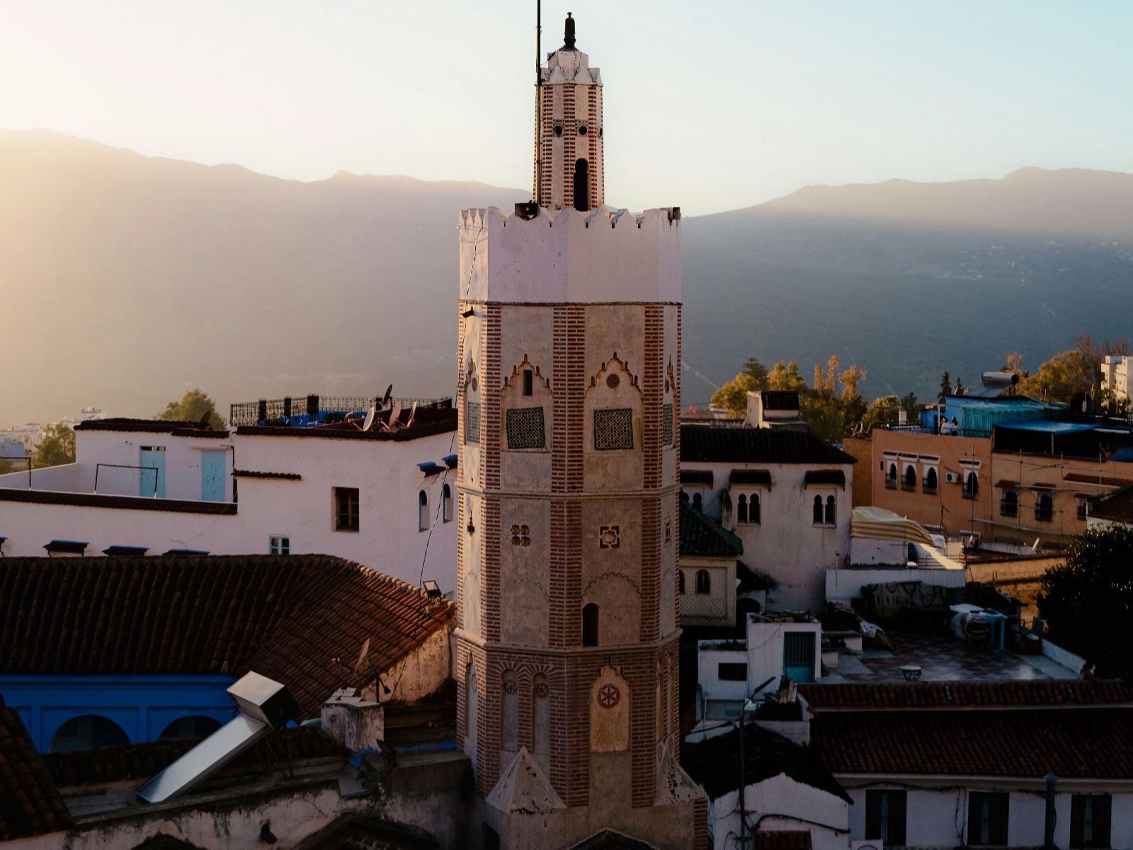 Rondreis Marokko, Chefchaouen, Excursie Chefchaouen en diner, Moskee van de stad