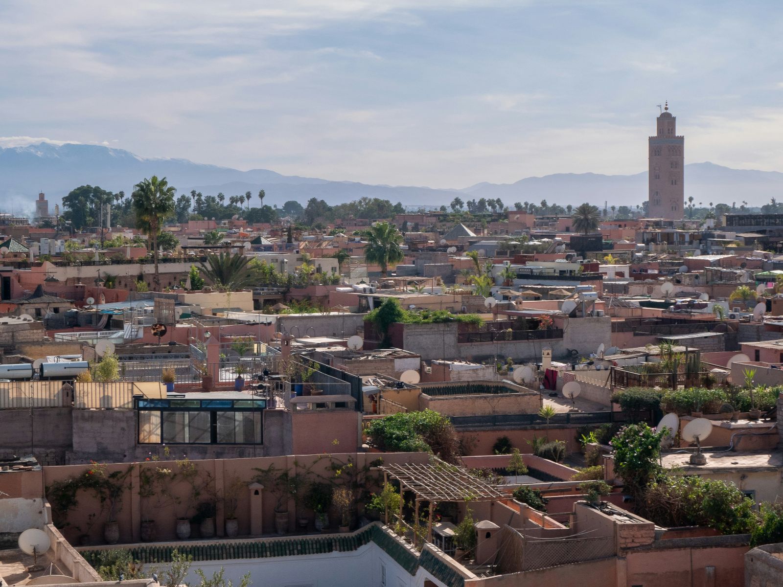Rondreis Marokko, Marrakech, Stadswandeling Marrakech Medina, bovenaanzicht stad