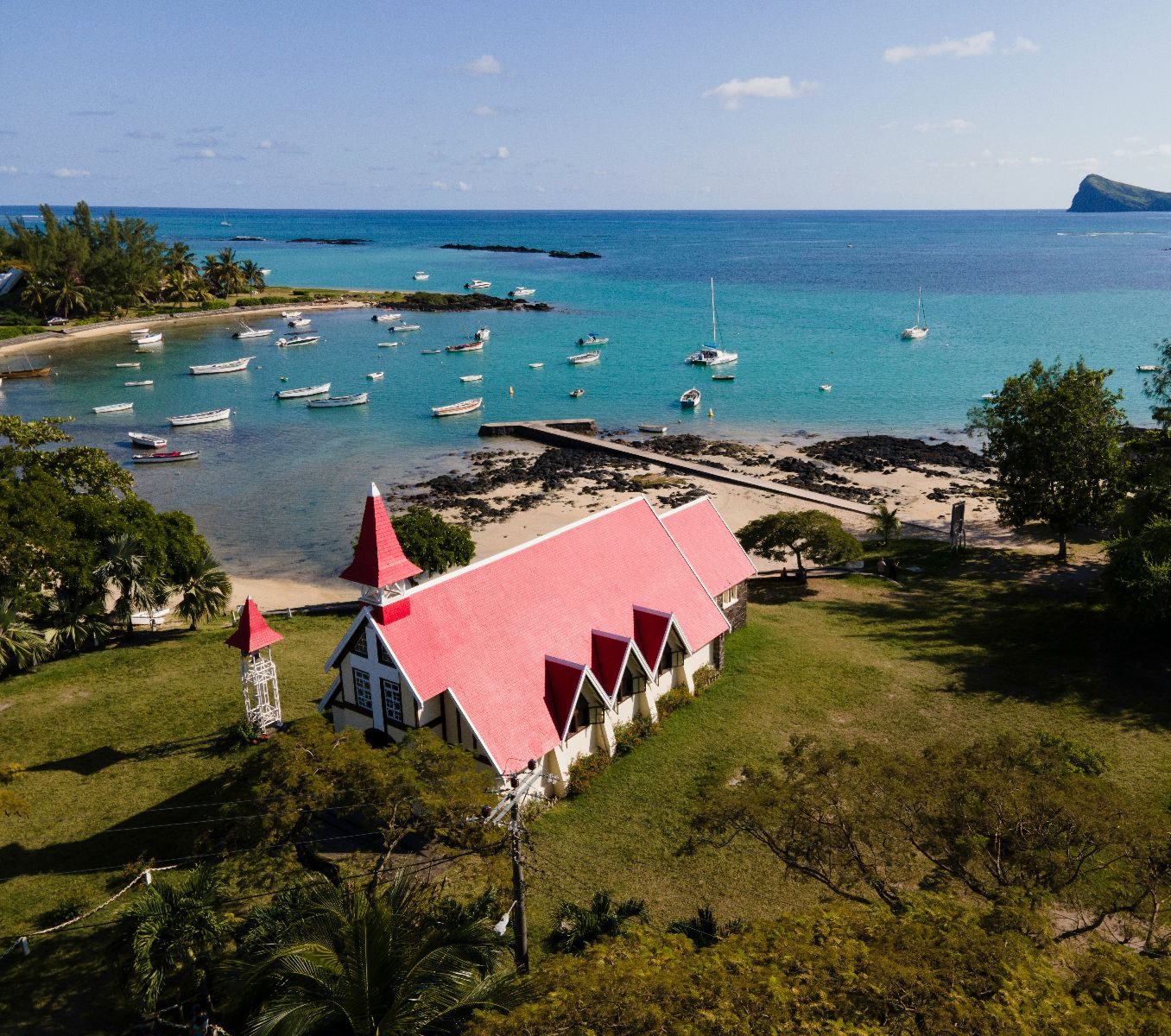 Rondreis Mauritius, Noordkust, Cap Malheureux, Red Roof Chapel