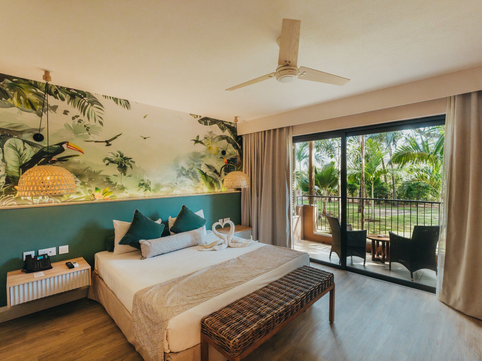 Rondreis Mauritius, Tamarin, Tamarina Golf & Spa Resort, slaapkamer garden view