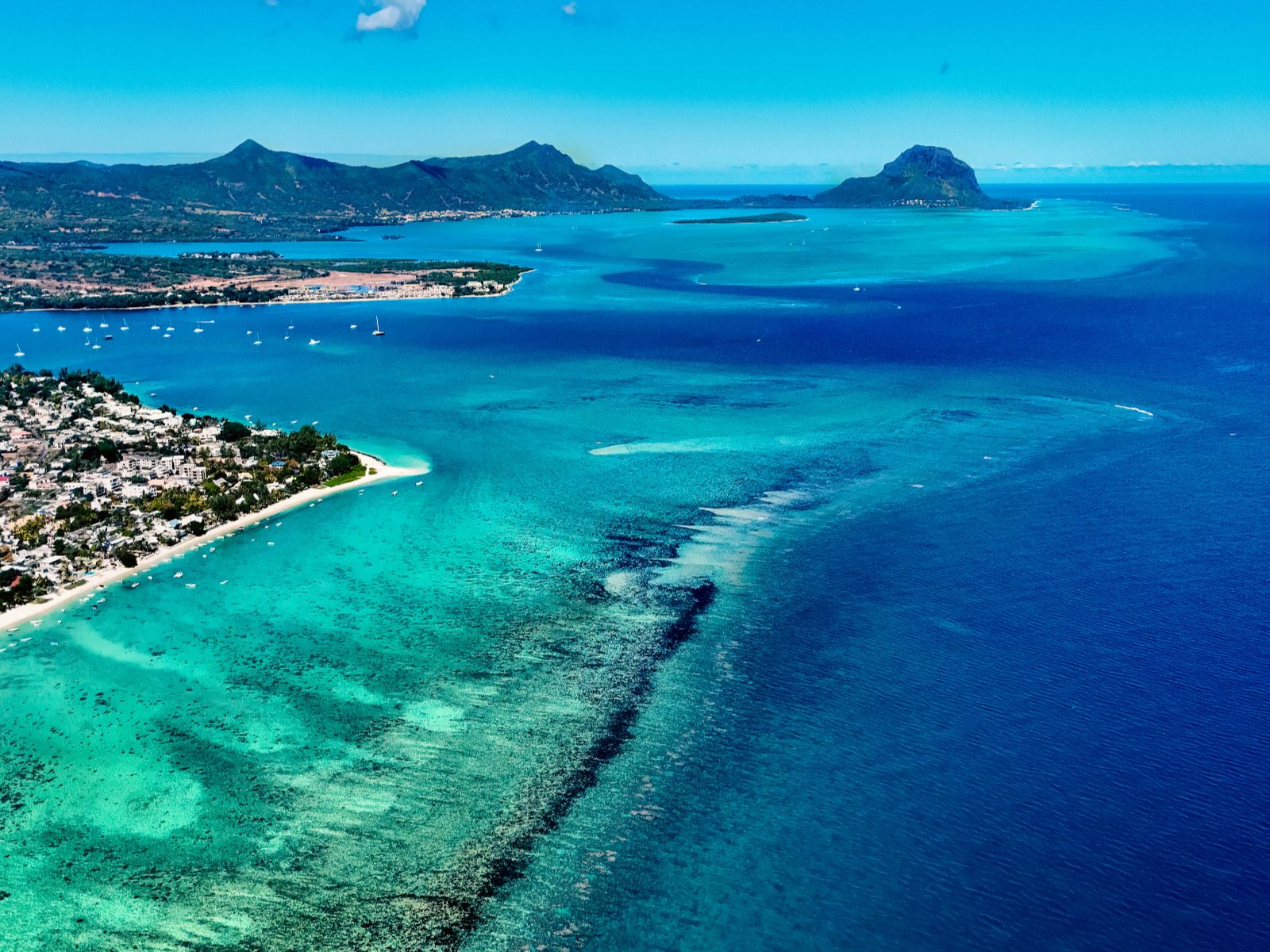 Rondreis Mauritius, Westkust, Tamarin, kustlijn