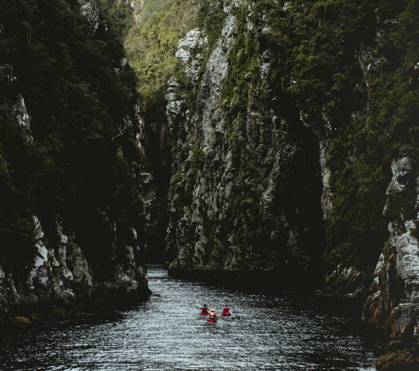Rondreis Zuid-Afrika, Storms River, excursie Kayak & Lilo Adventure, kayakken
