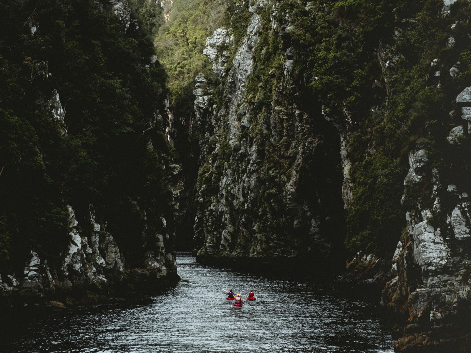 Rondreis Zuid-Afrika, Storms River, excursie Kayak & Lilo Adventure, kayakken