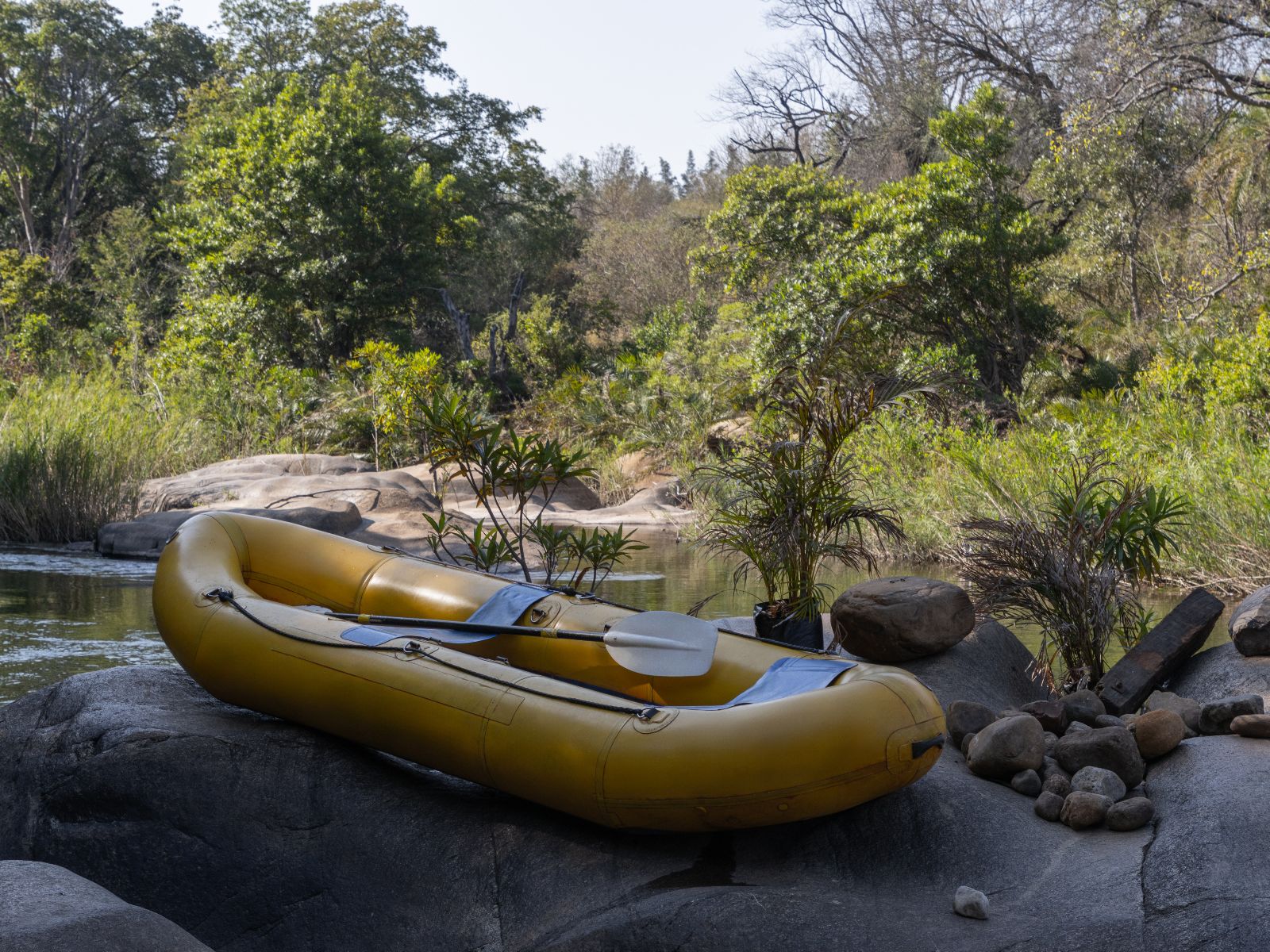 Rondreis Zuid-Afrika, excursie guided river rafting, Hazyview gele raft