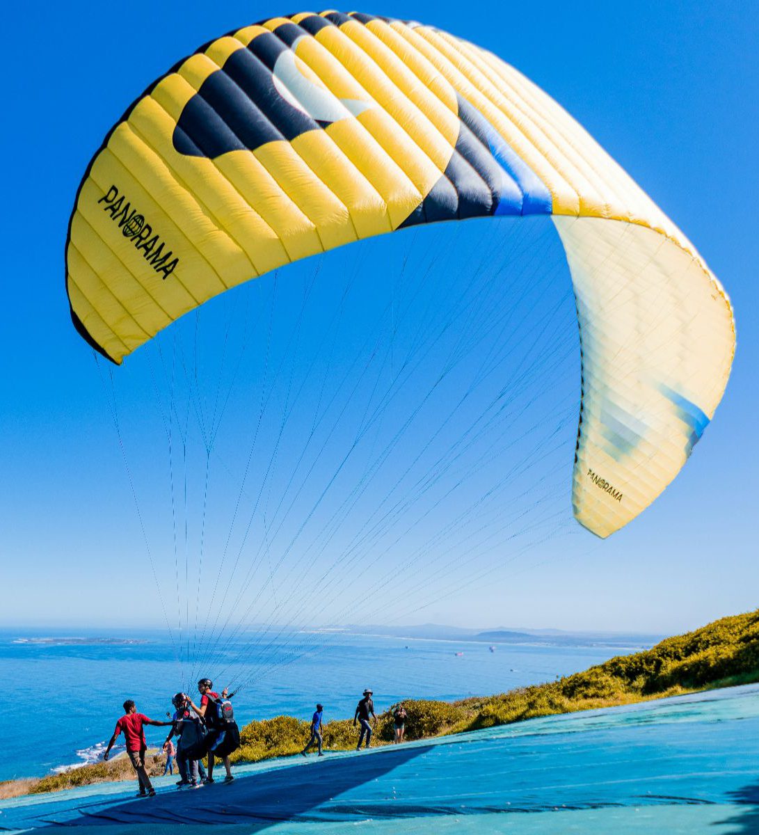 Rondreis Zuid-Afrika, excursie tandem paragliding Kaapstad, paragliders start