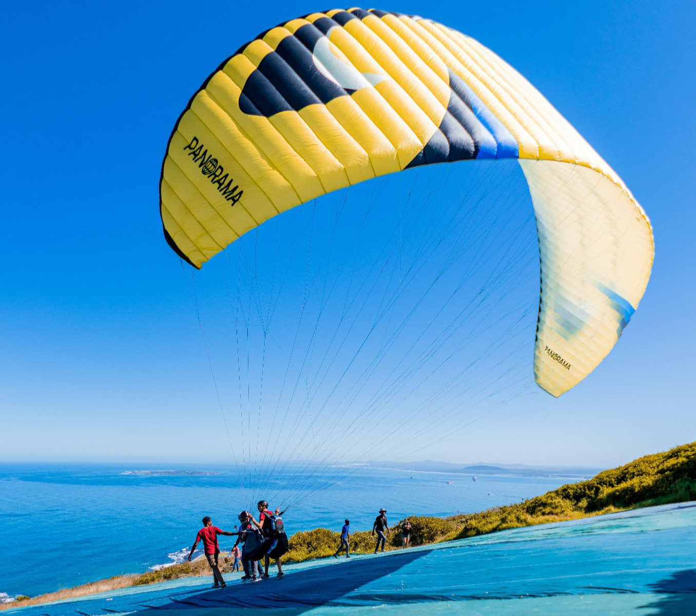 Rondreis Zuid-Afrika, excursie tandem paragliding Kaapstad, paragliders start