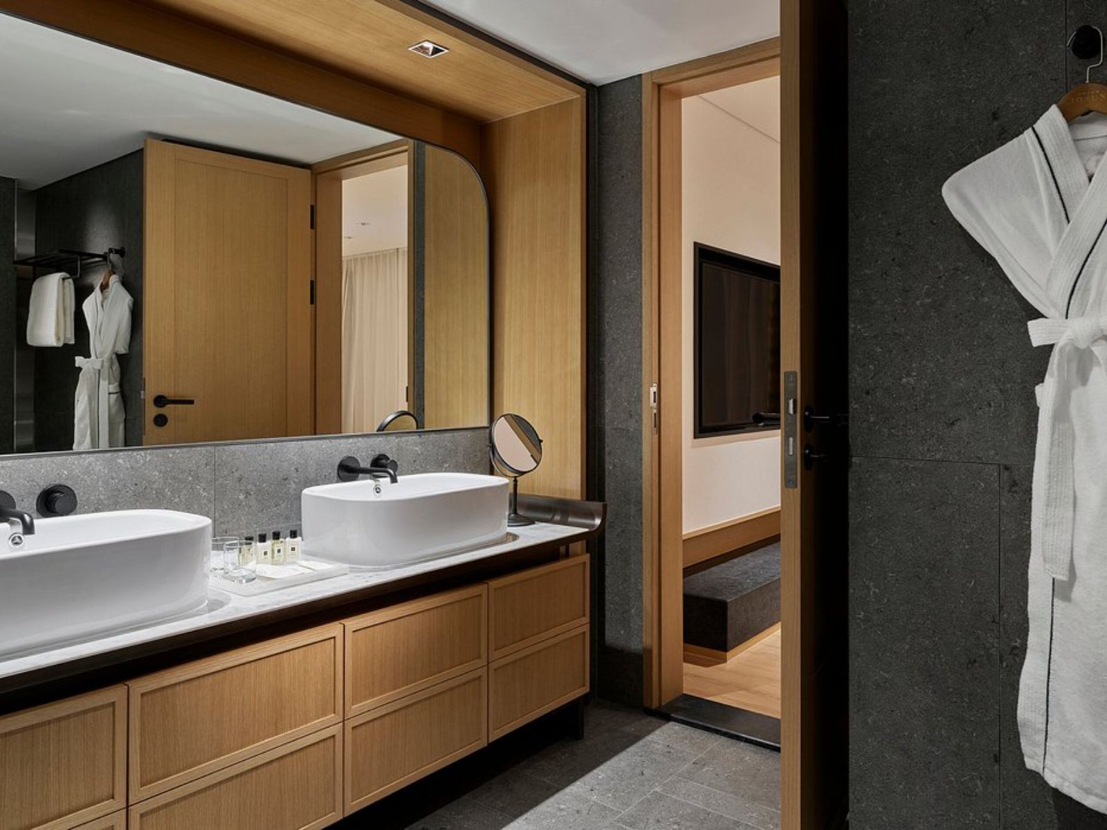 Rondreis Zuid Korea, Busan, Grand Josun, badkamer
