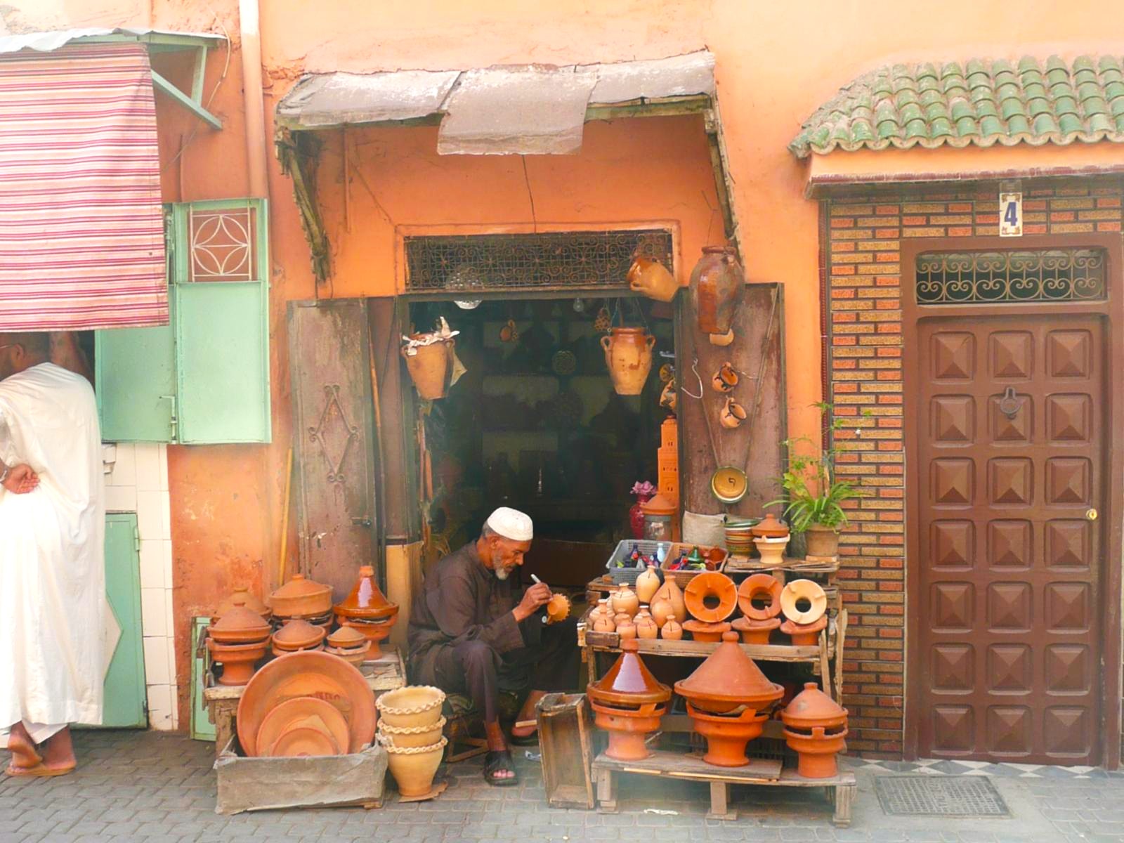 Rondreis Marokko, Marrakech, souks met local
