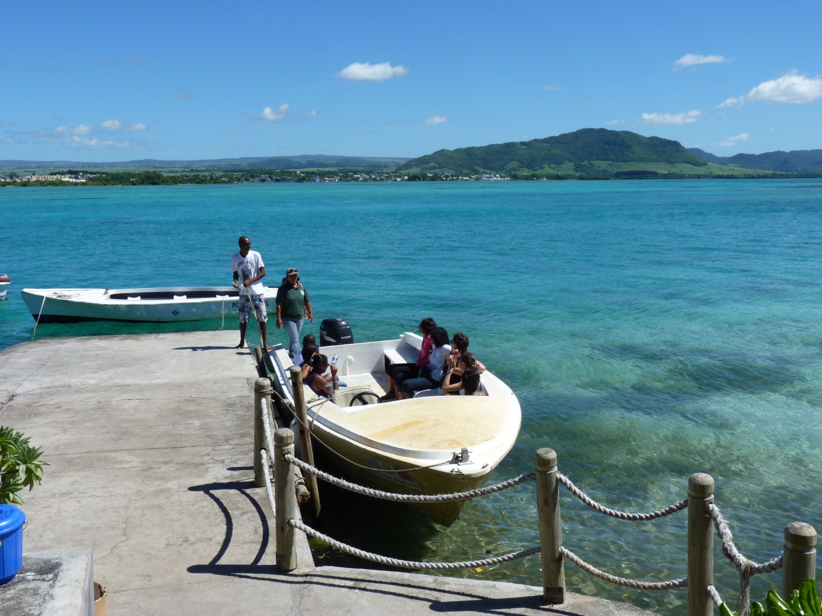 Rondreis Mauritius, Ile aux Aigrettes, Excursie Mauritius Wildlife Foundation, aangemeerd bootje