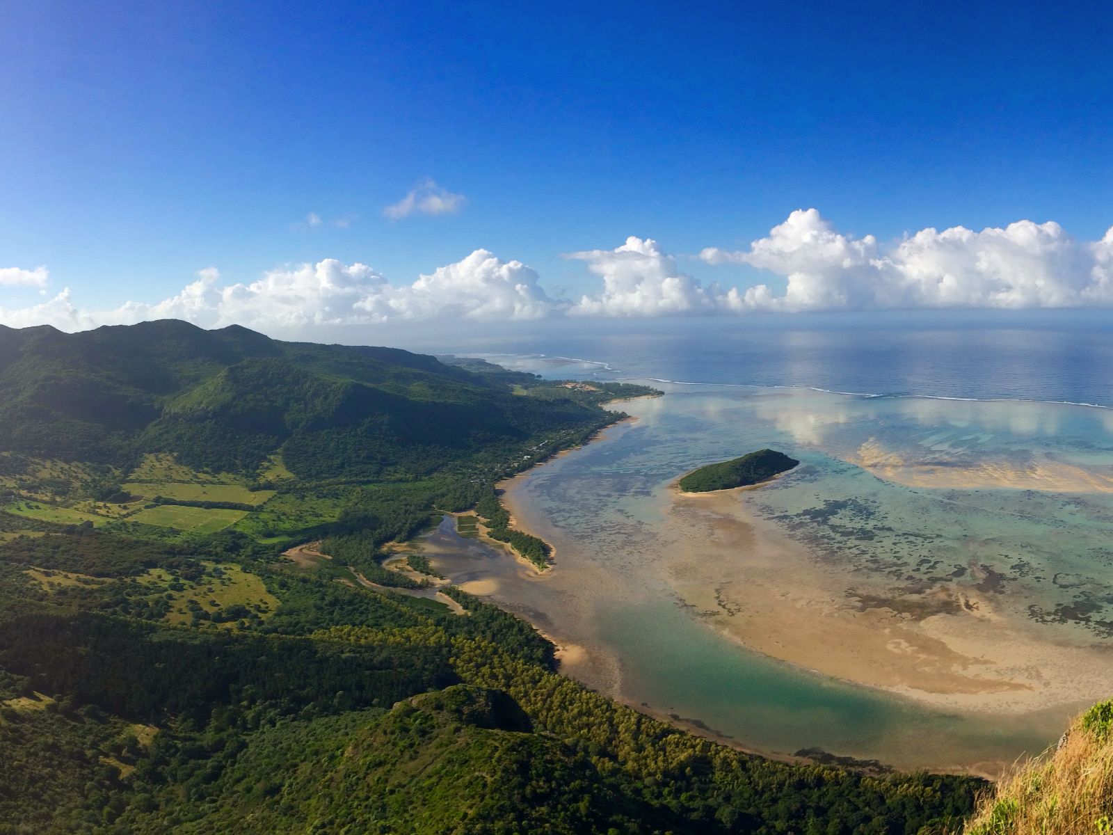 Rondreis Mauritius, Le Morne, Excursie Hiking le Morne, kust en bergen