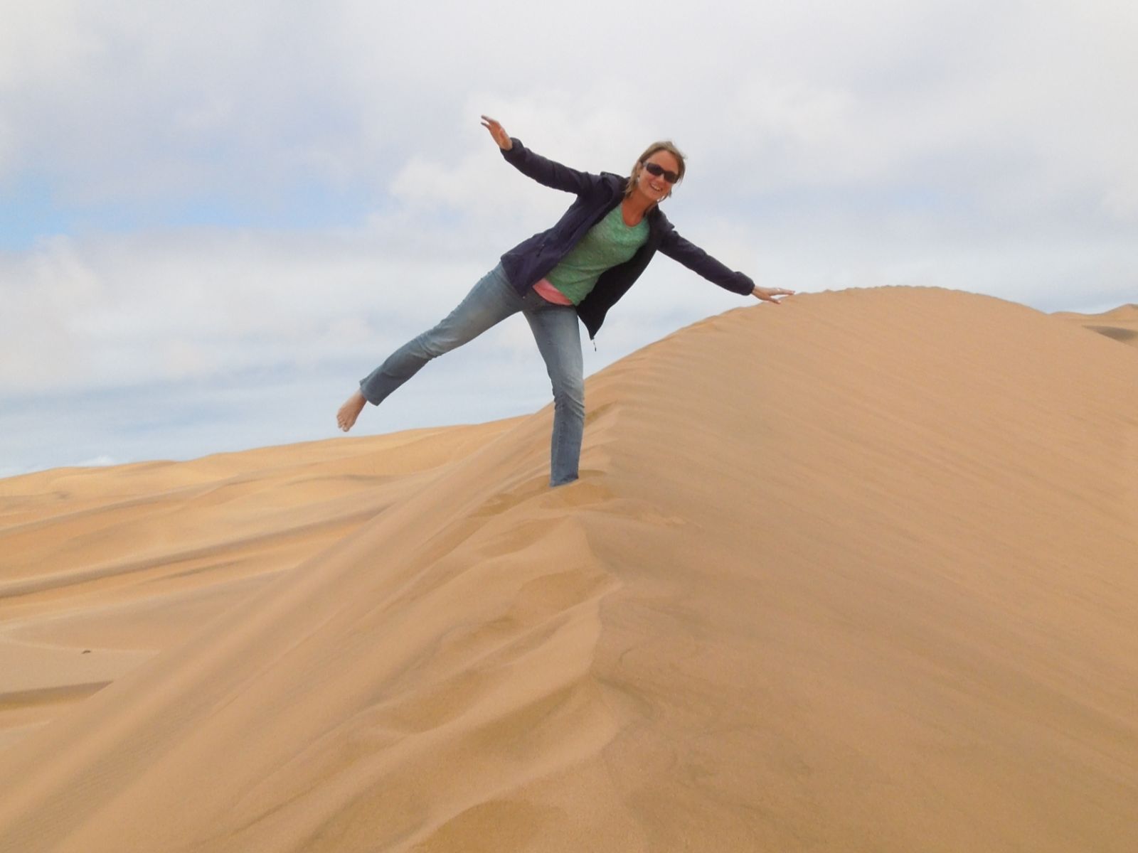 Rondreis Namibië, Swakopmund, excursie living desert tour, Joanne zandduin
