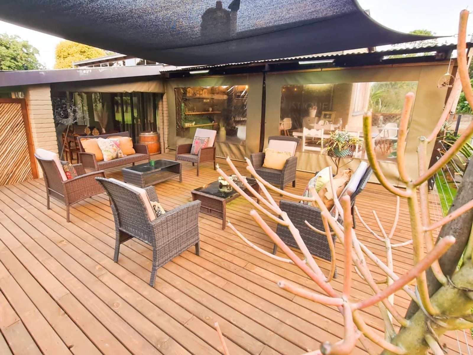 Rondreis Zuid-Afrika, Graskop, Rustique Guest House, buitenzitjes