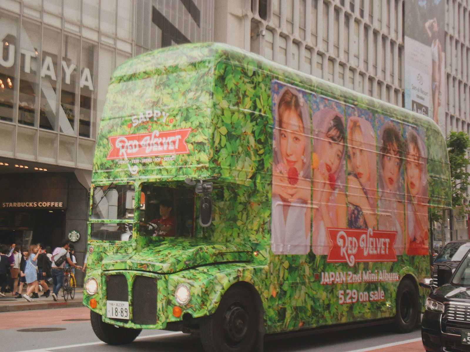 Rondreis Zuid-Korea, Bus voor marketing van k-pop album