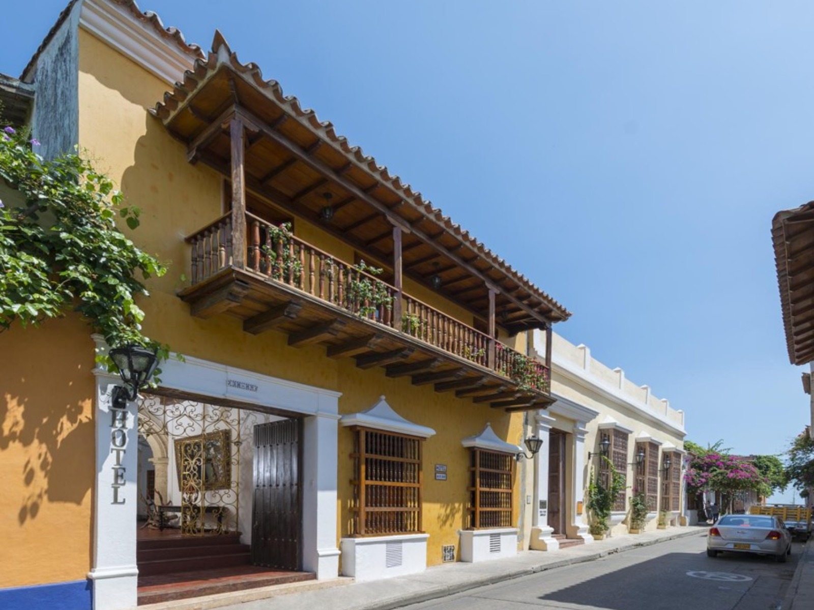 Rondreis Colombia, Cartagena, Casa del Curato, buitenaanzicht