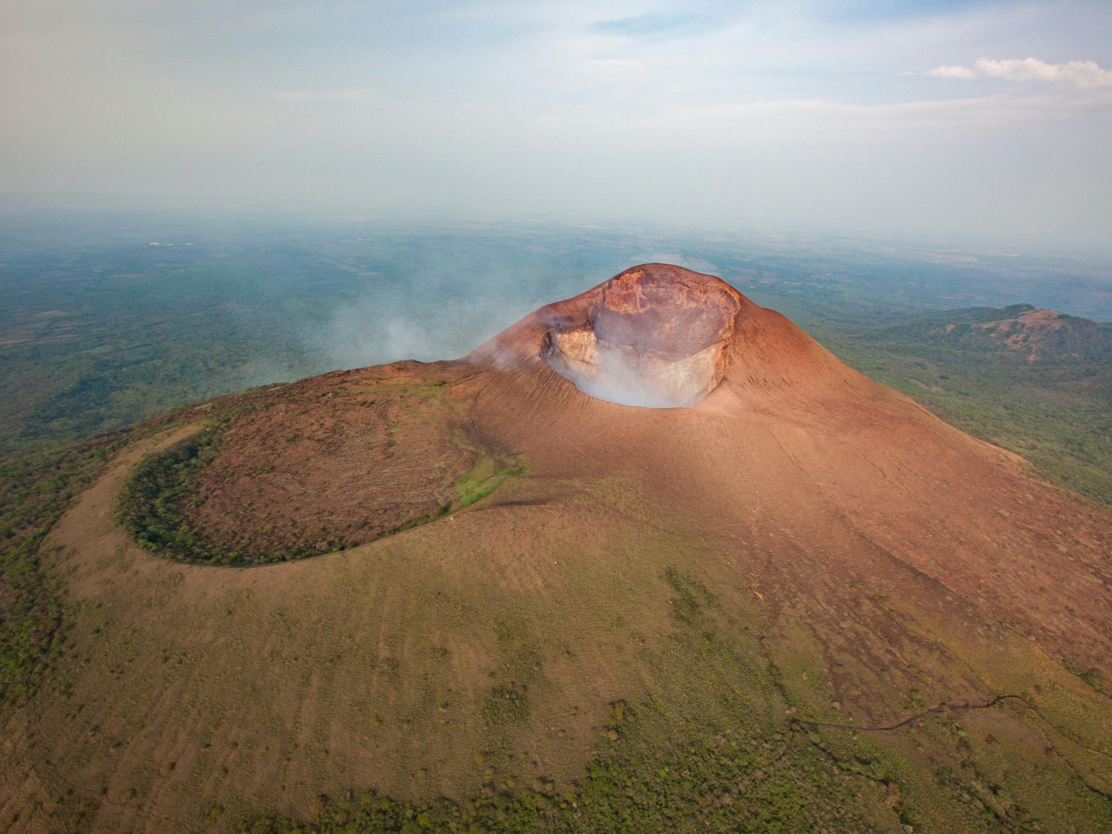 Rondreis Nicaragua, Leon, excursie beklim de Telica vulkaan, luchtfoto